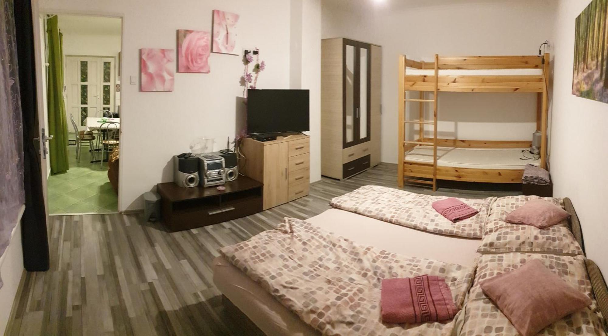 Grevia Apartmanok Poroszló Værelse billede